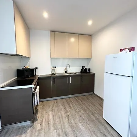 Apartment Forest View Silver M B34 *